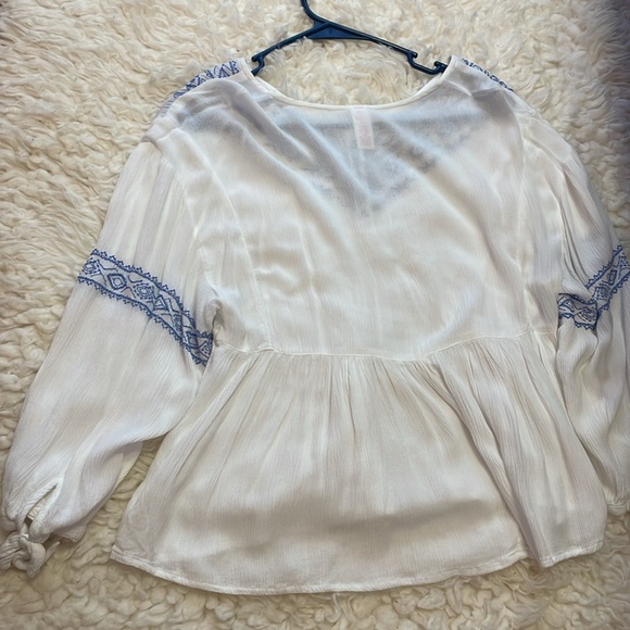 Justice Blue and White Blouse - Picture 2 of 2